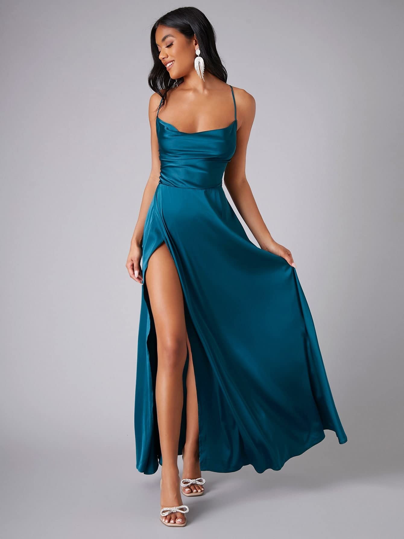 Sexy Slim-Fit Backless Spaghetti Strap Waist-Cinching Evening Gown