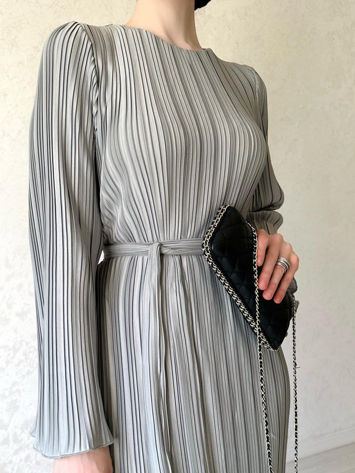 Elegant Pleated Maxi Dress with Flared Sleeves